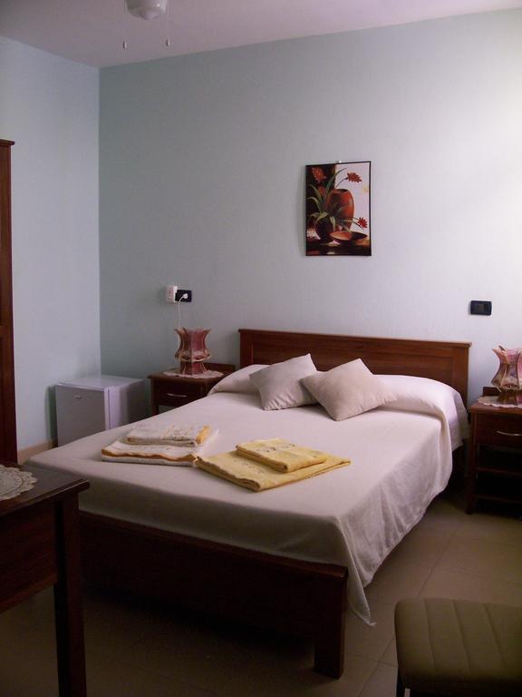 Residencial La Marea B&B Tarrafal Tarrafal  Kültér fotó