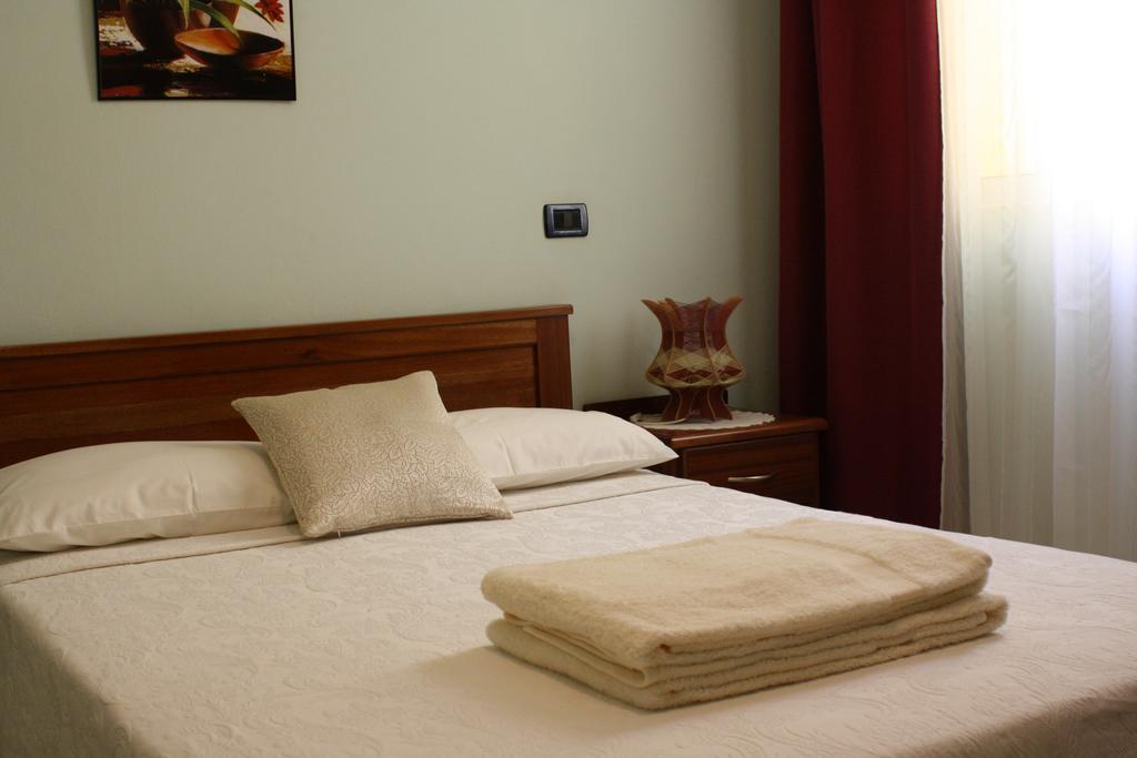 Residencial La Marea B&B Tarrafal Tarrafal  Szoba fotó