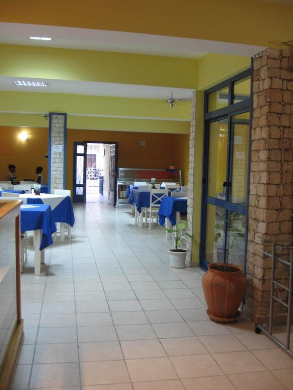 Residencial La Marea B&B Tarrafal Tarrafal  Kültér fotó