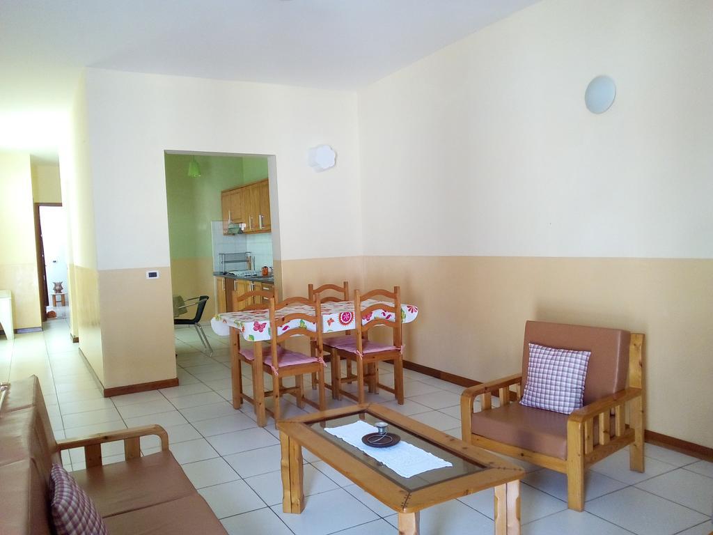 Residencial La Marea B&B Tarrafal Tarrafal  Kültér fotó