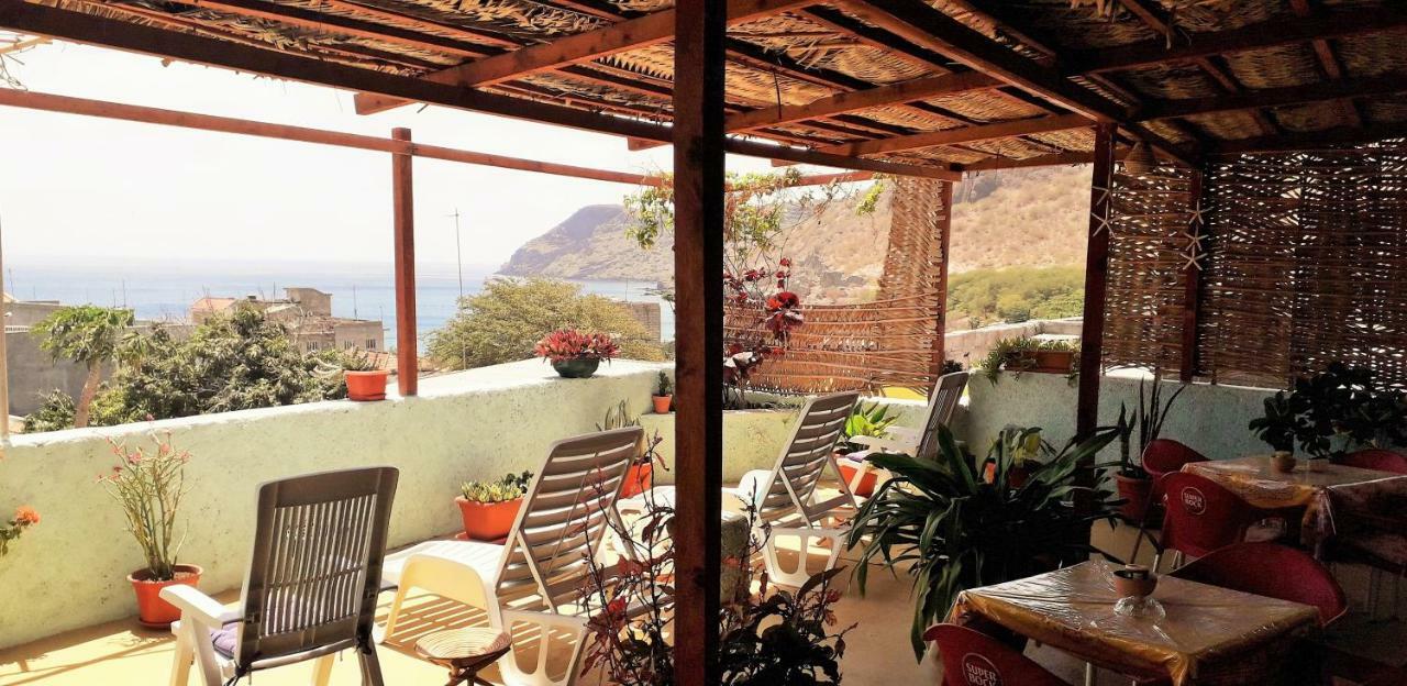 Residencial La Marea B&B Tarrafal Tarrafal  Kültér fotó